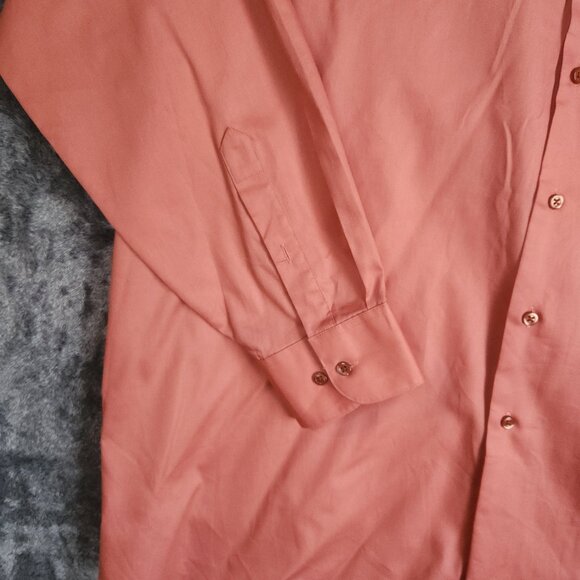Van Heusen Men's No-Iron Button Up L/S Shirt Pink Lux Sateen Big 18.5 34-35 EUC - Picture 2 of 8